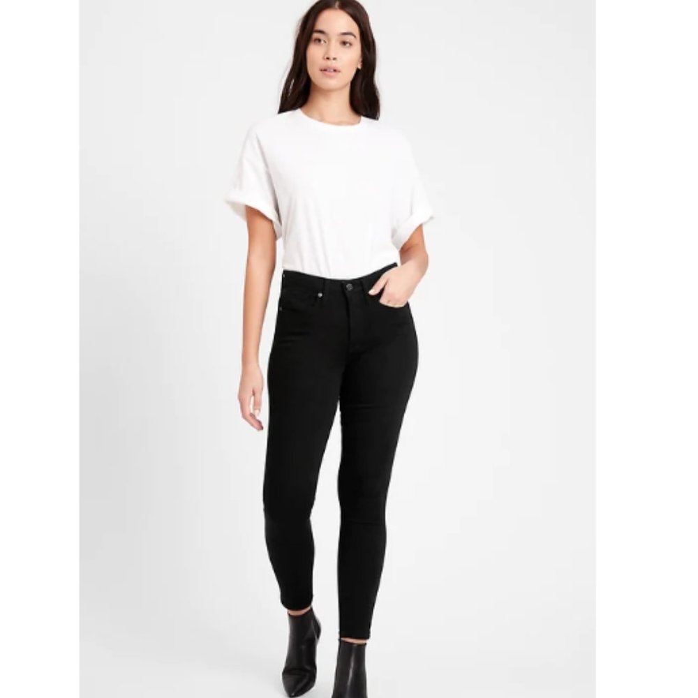 NWT BR Curvy Mid Rise Skinny Jeans 27S Black F208